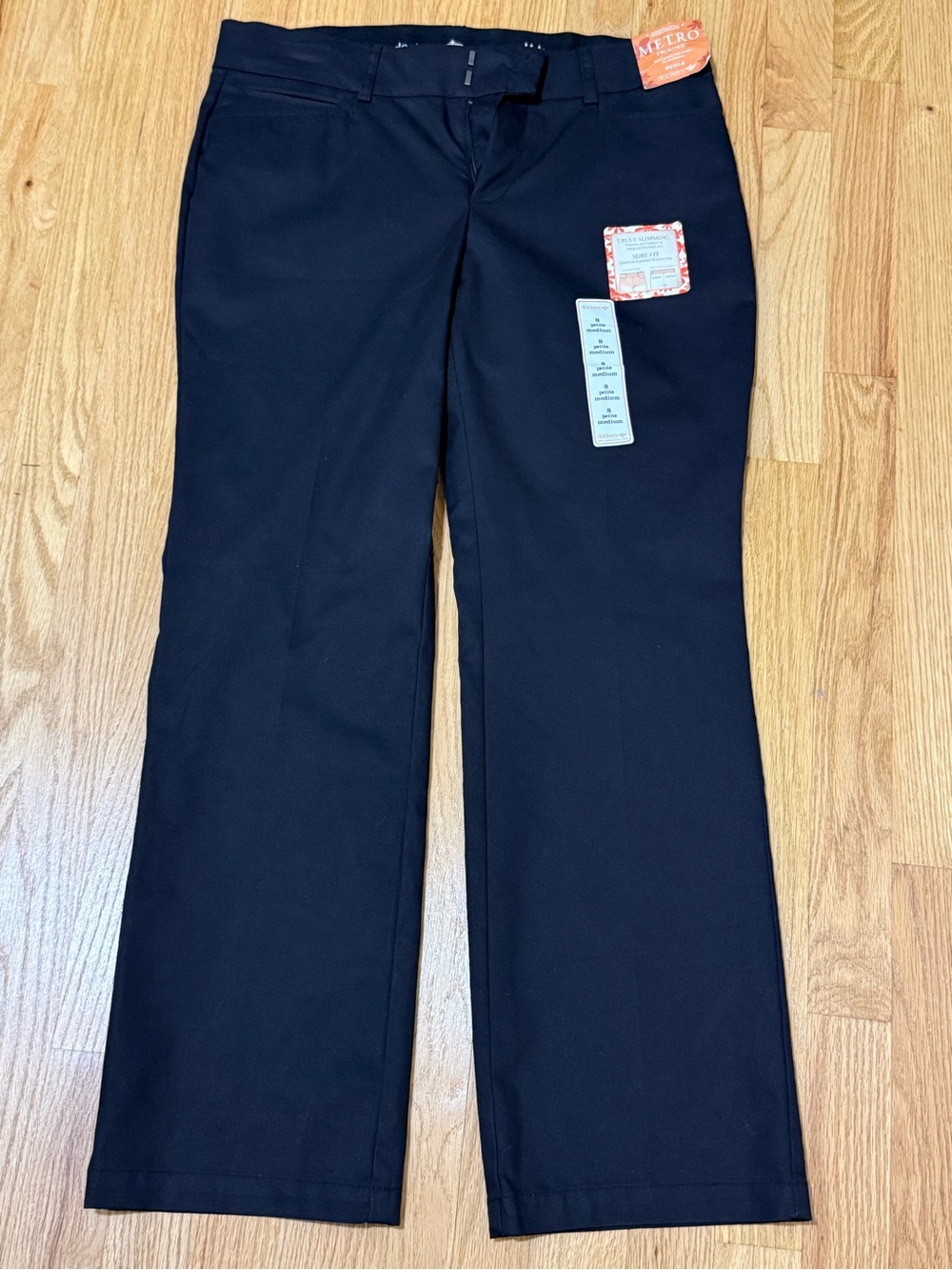 Women’s Dockers Black Straight-Leg Jeans, Size 8PM, BNWT